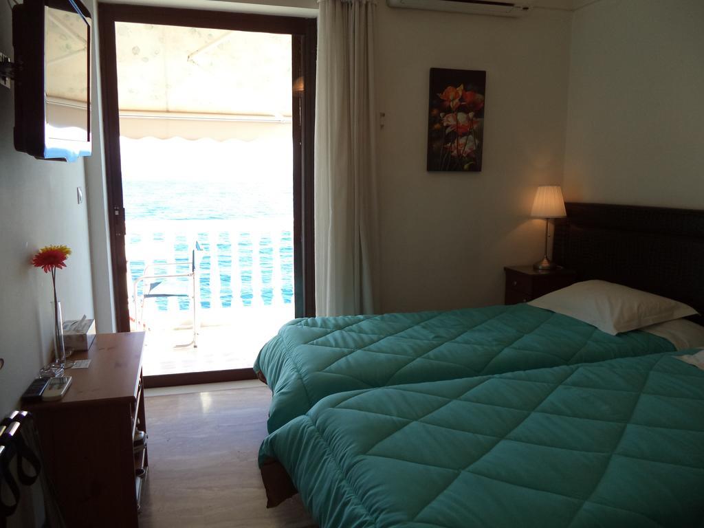 Antonios Rooms Akrata Luaran gambar