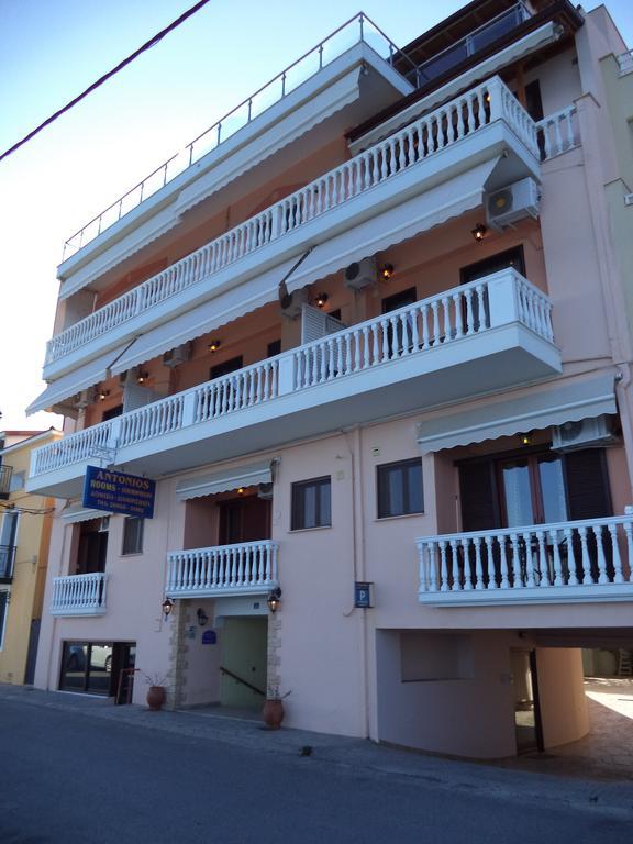 Antonios Rooms Akrata Luaran gambar