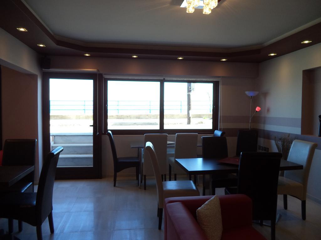 Antonios Rooms Akrata Luaran gambar