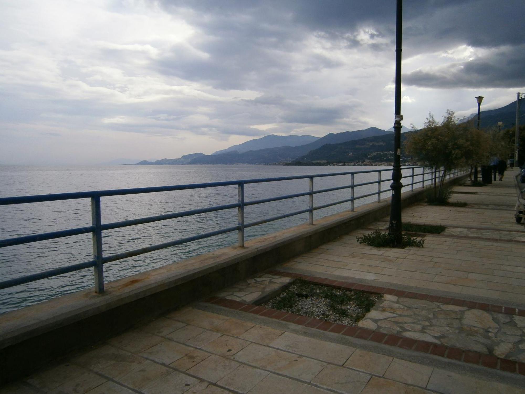 Antonios Rooms Akrata Luaran gambar